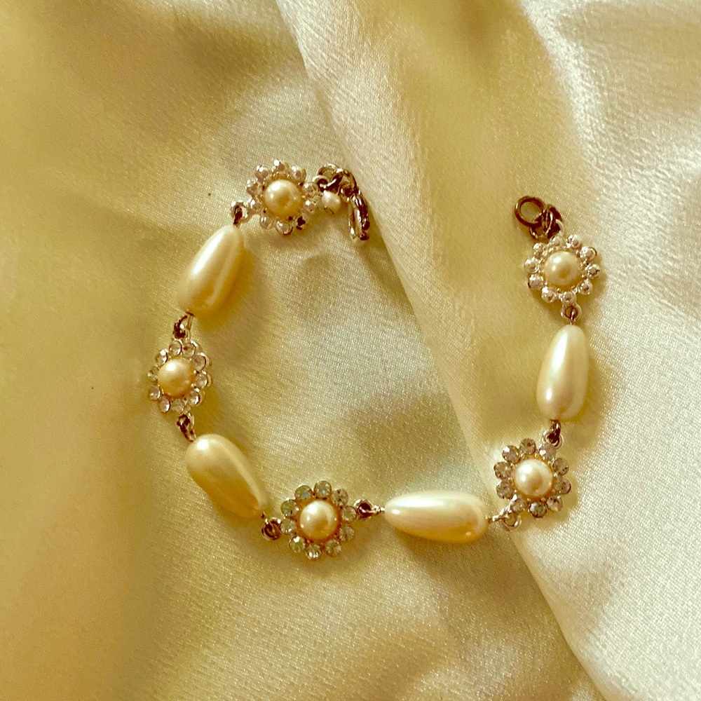 Faux Pearl Bracelet